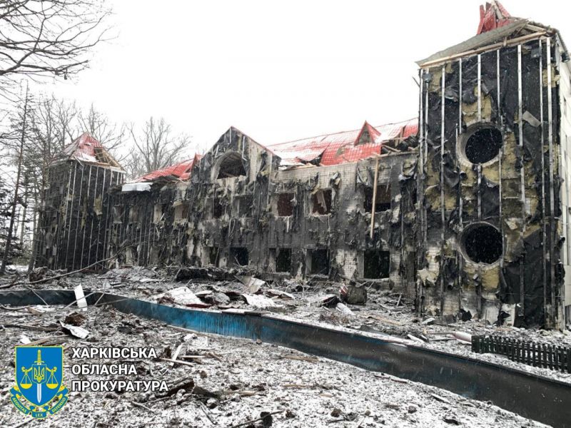 Рашисты с Белгородщины ударили ракетами по детской инфраструктуре Харькова - фото
