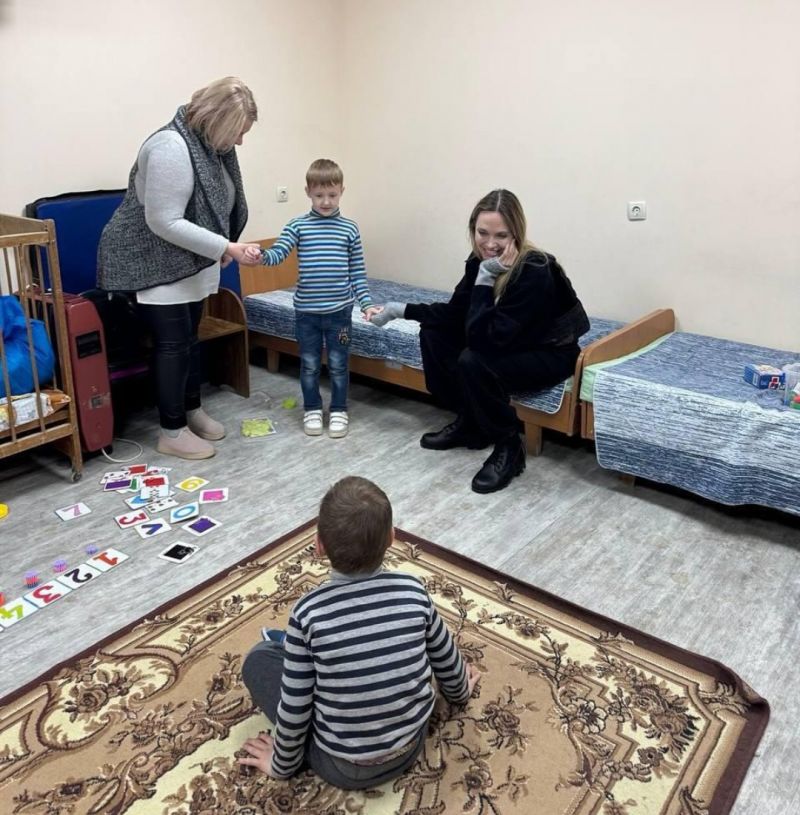 Анджелина Джоли рассказала о своем визите в Николаев и Херсон - фото