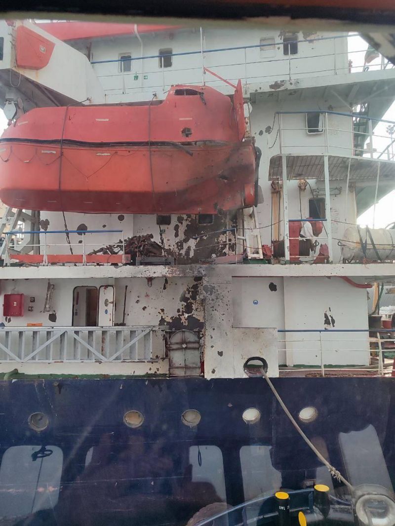 россия атаковала в Черном море два судна, задействованные в перевозке продовольствия - фото