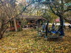 россияне ударили по центральному парку в поселке на Харьковщине: погибли взрослые и дети