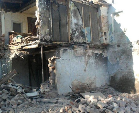 У Харкові рухнув 100-річний житловий будинок - фото