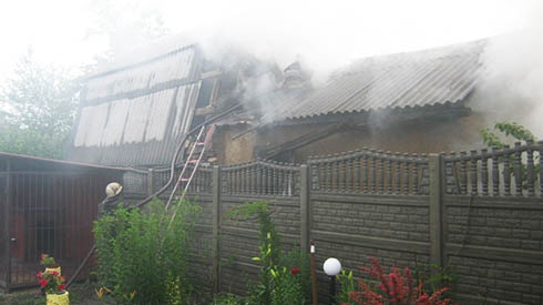У Луганську в пожежі загинули 6 людей - фото