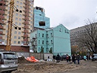 На вул. Жилянській забудовник продовжує будівництво