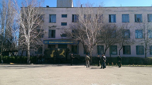 У Криму російський солдат застрелив українського офіцера - фото