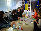 Порошенко в Брюсселі зустрівся з Верховним представником ЄС із закордонних справ
