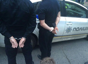 В Одесі на хабарі затримали патрульних поліцейських - фото