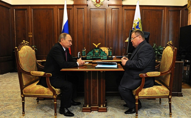 Путін ліквідував «Кримський федеральний округ», об′єднавши з ПФО - фото