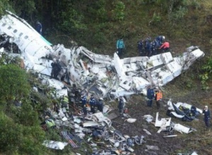 Названа причина катастрофи пасажирського літака в Колумбії - фото