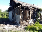 Терористи обстріляли школу та житлові будинки у Красногорівці