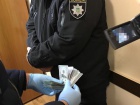 На Одещині затримано керівника поліції за хабарі: брав "за це і за те"