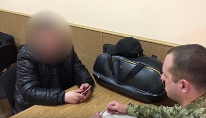 Двоє російських поліцейських попросили політичного притулку в Україні - фото