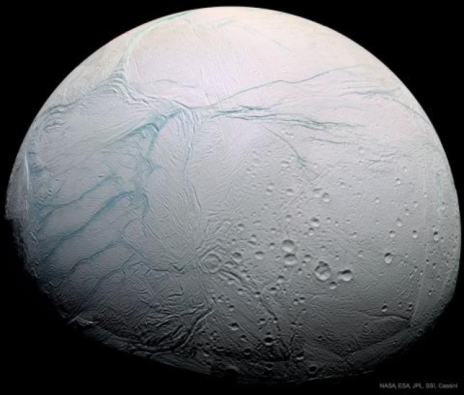 Як на Енцеладі з′явилися "тигрові смуги" - фото