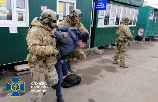 Екс-бойовика «ДНР» затримано на кордоні з Росією - фото