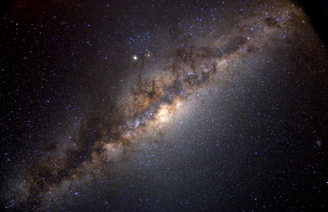 Галактична архіологія: астрономи використовують зірки як скам′янілості для вивчення Чумацького Шляху - фото