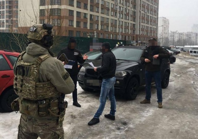 Затримано СБУшника, який в інтересах російської компанії викрав людину і вимагав викуп - фото