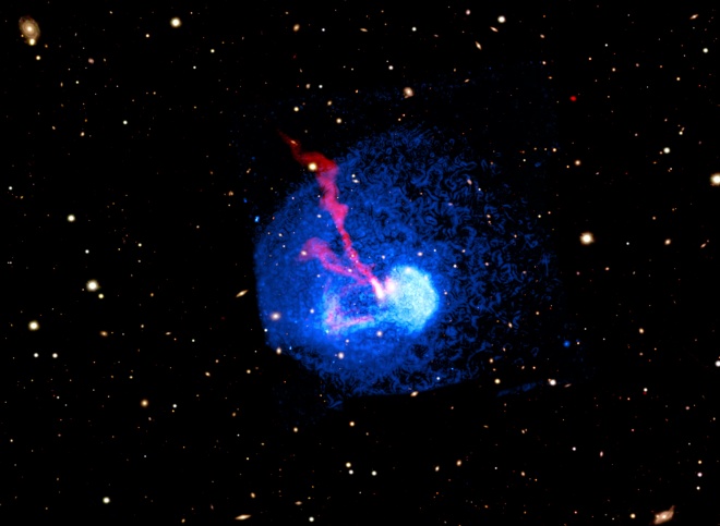 Зіткнення галактичних кластерів утворило дивовижну структуру - фото