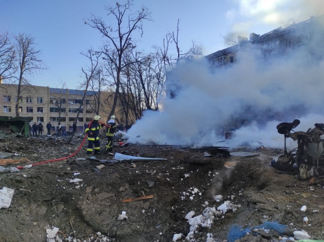 В Києві обстріляно житловий квартал. Доповнено, додані фото, відео - фото