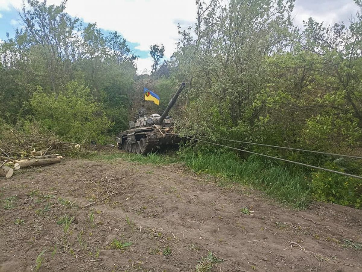 Затрофеєний Т-72Б окупантів - фото