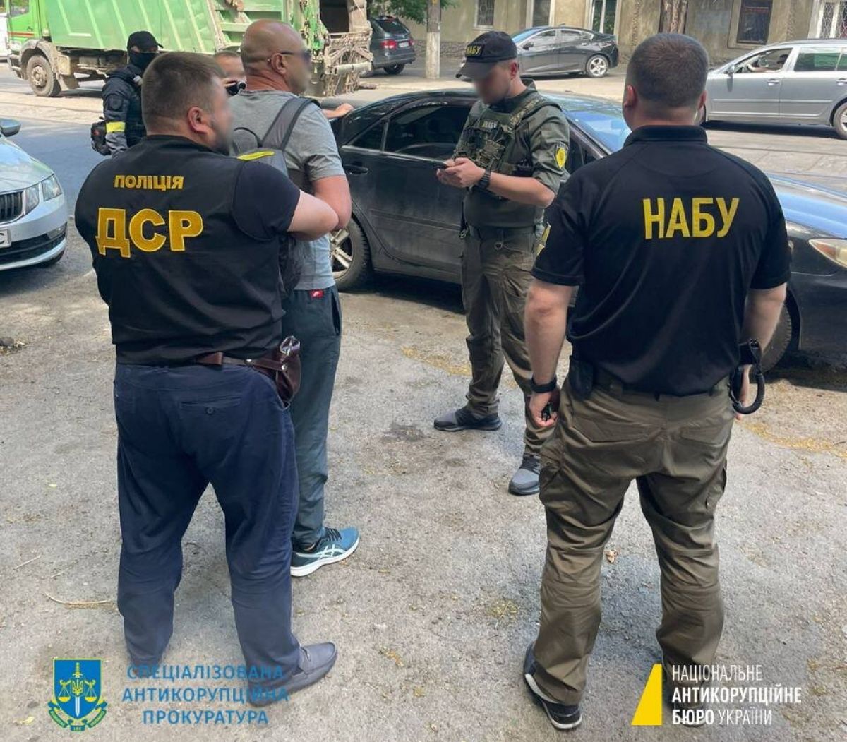 Депутата Одеської облради викрили на отриманні 120 тис грн хабара - фото