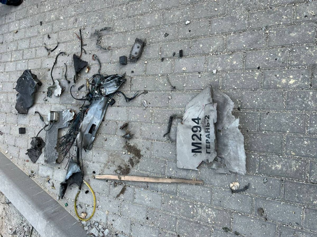 В Києві вибухи: атакували дронами-камікадзе. Доповнено - фото
