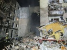 Російські покидьки вдарили по житловій 5-поверхівці в Миколаєві, є загиблі