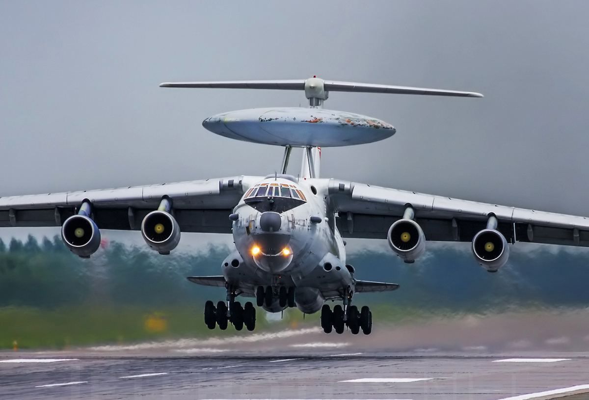 Попередньо, метою атаки в Мачулищах був літак ДРЛВ А-50 - фото