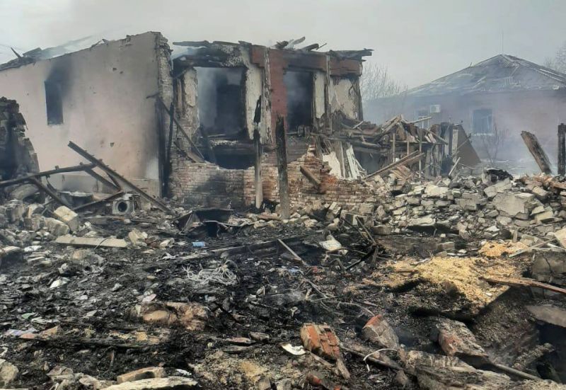 Після авіаудару по Вовчанську під завалами виявили двох загиблих - фото