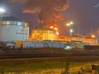 Біля Кримського мосту палає нафтобаза