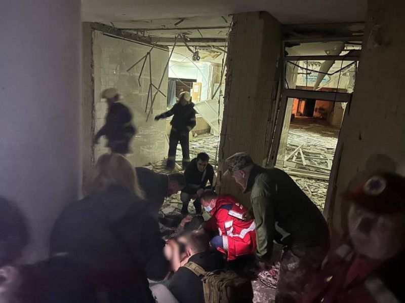 Внаслідок атаки у Деснянському районі є загиблі. Доповнено - фото