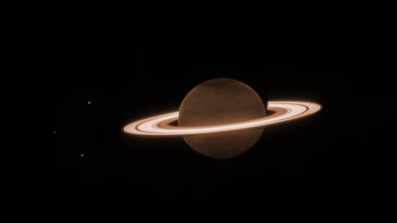 “Вебб” показав сяяння кілець Сатурна - фото