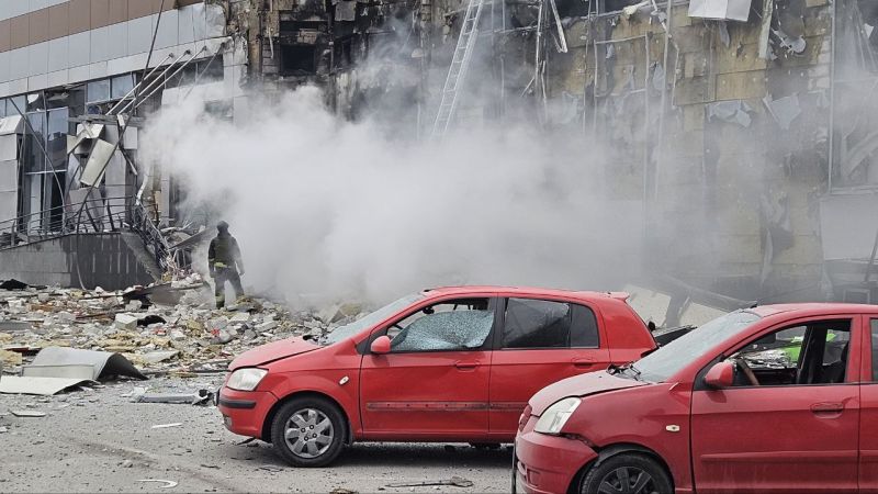 У Дніпрі внаслідок атаки попередньо постраждало понад 10 людей, четверо загиблих - фото