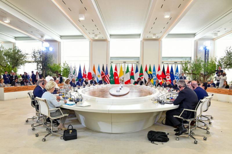 Заява G7: росія має сплатити Україні за завдані збитки $486 млрд - фото