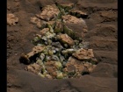 Марсохід К′юріосіті виявив несподіванку, випадково розколовши під собою камінь