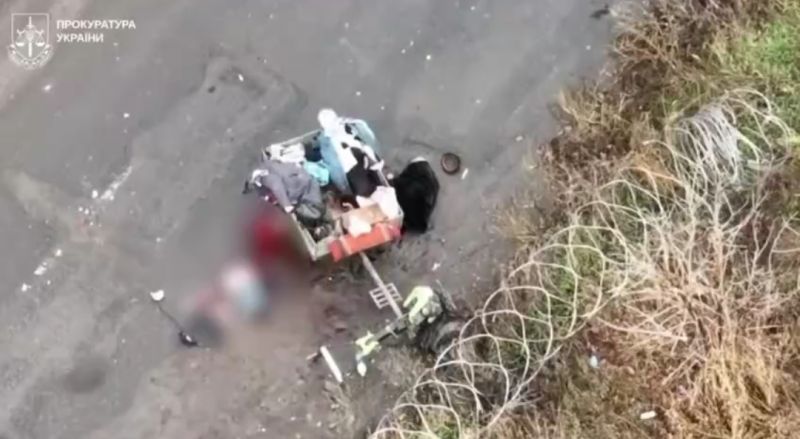 На Харківщині російський дрон вбив трьох цивільних, які прямували за пенсією та продуктами - фото