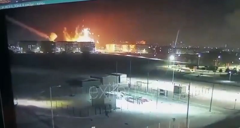 Під Краснодаром російська зенітна ракета вибухнула під багатоквартирним будинком - фото