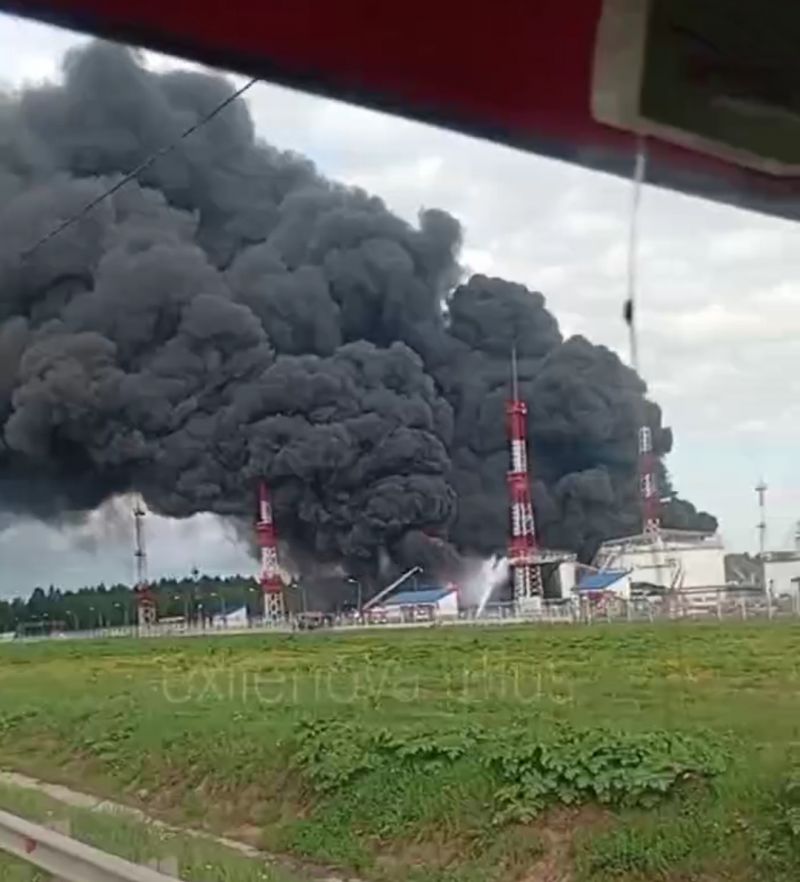 Українські БпЛА масовано атакували москву та область, є влучання. Доповнено - фото