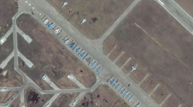 За 1700 км від України уражено літаки Су-57 та Су-34 - фото