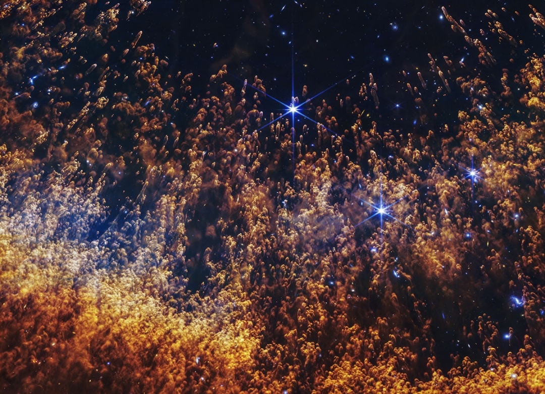 туманність Равлик на зближеному зображенні Вебба