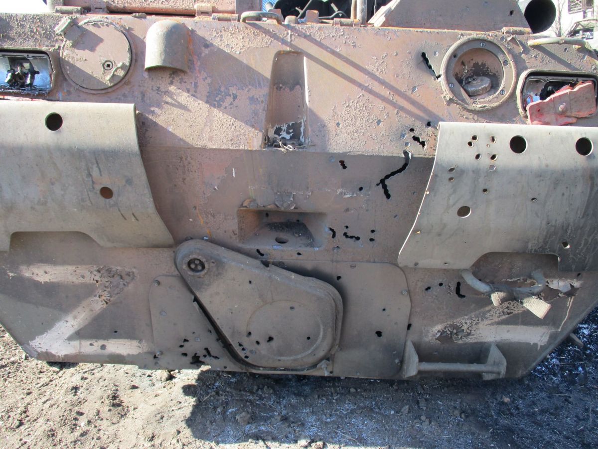 уничтоженный БТР-82 в Малиновке на фото 8