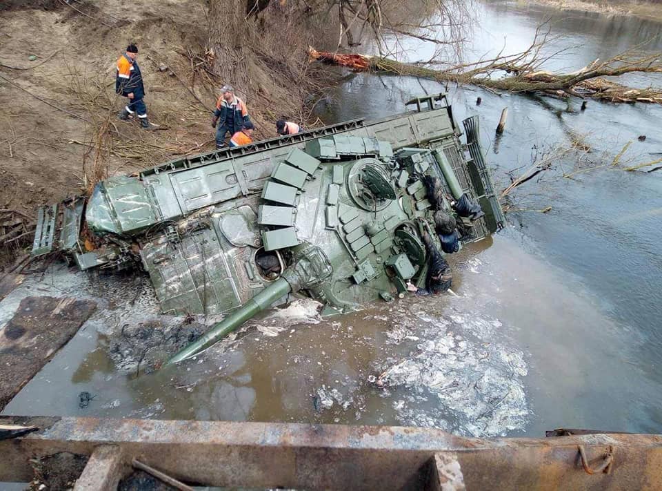 затонувший российский танк фото 1