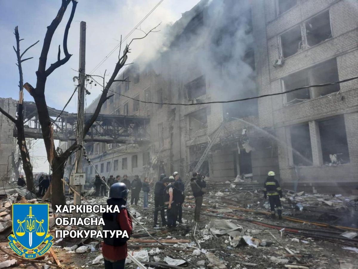 последствия обстрела Харькова из калибров на фото 3