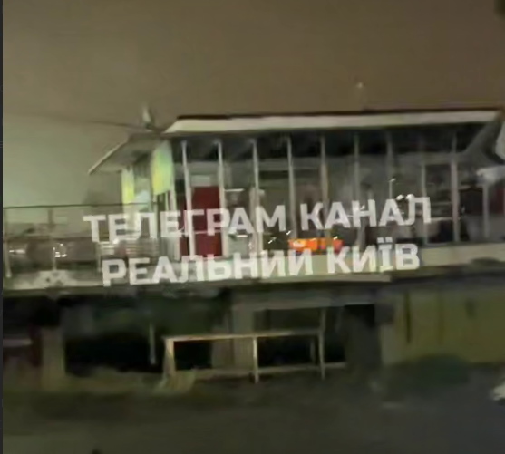 пошкоджена станція метро