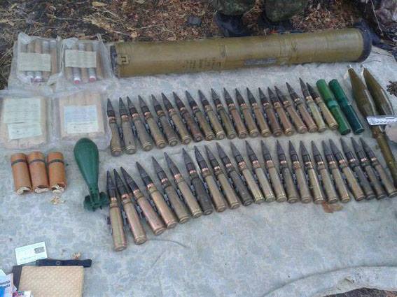 схрон зброї у Маріуполі, викраденої з військової частини Нацгвардії, на фото 1