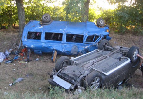 авария двух микроавтобусов в Полтавской области - фото