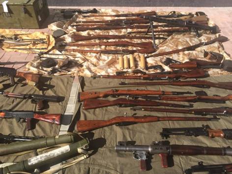 изъятое у сепаратистов в Луганской области оружие на фото 3