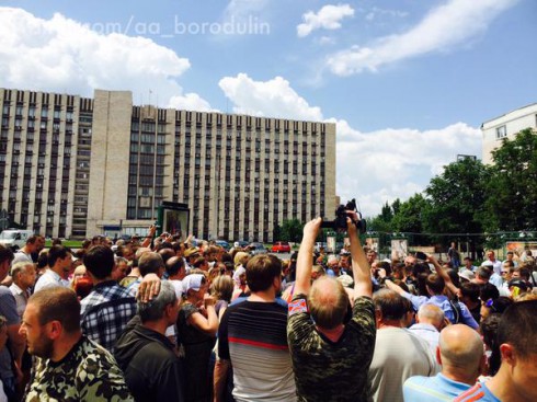 митинг в Донецке на фото 4