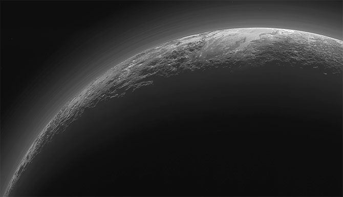 рельефы Плутона на фото