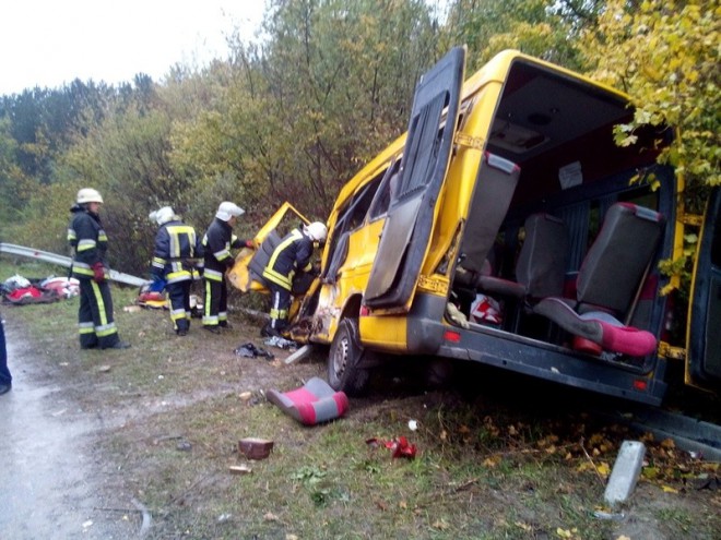 авария автобуса под Каменец-Подольским на фото 1
