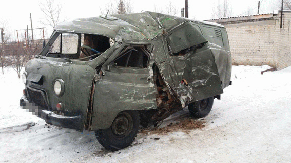 авария автобуса и военного автомобиля на Луганщине на фото 1