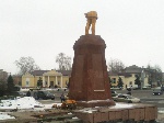 В Ахтырке от памятника Ленину остались только ноги